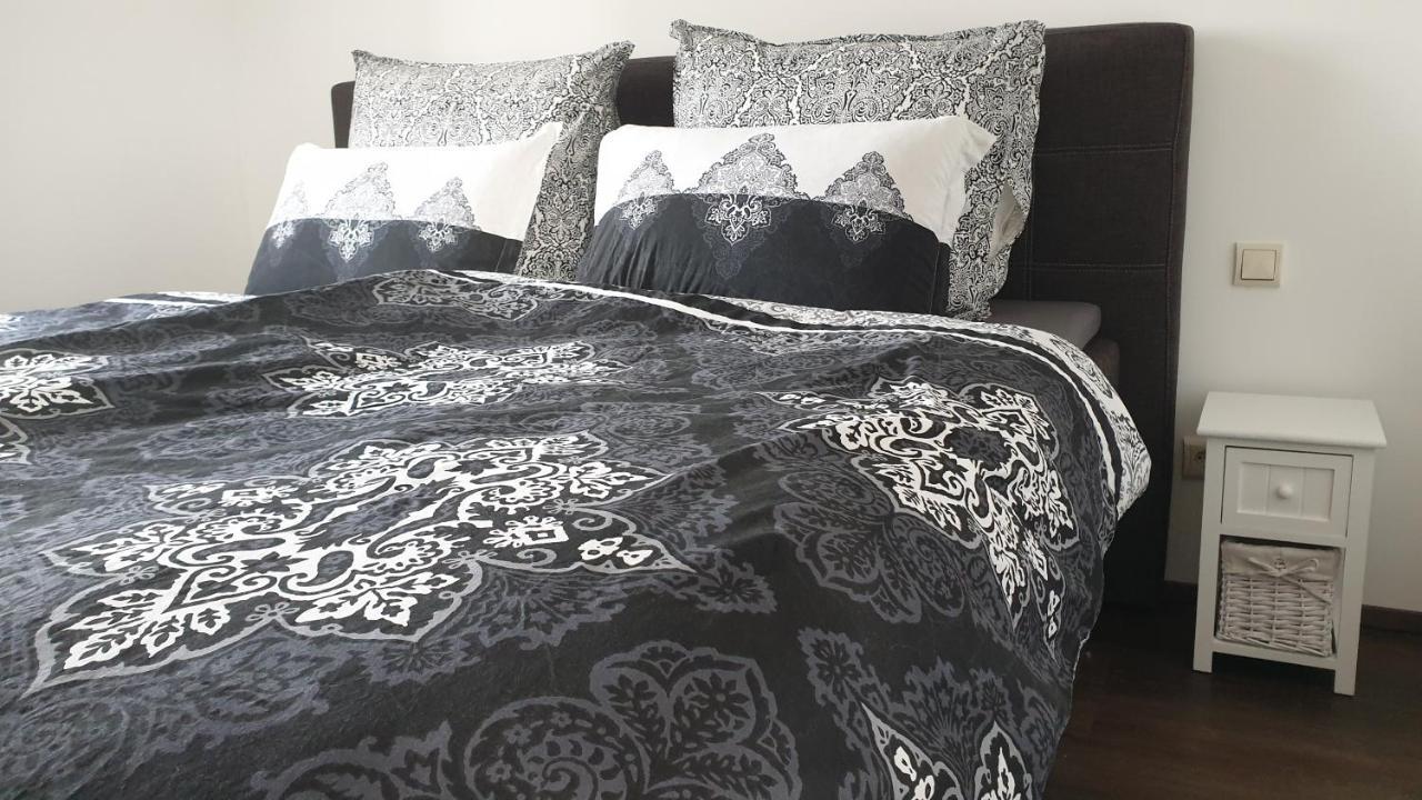 Seensucht & Urlaubstraeume, Ferienwohnung "Seerose" Grossraeschen Eksteriør billede
